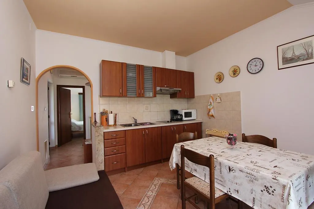 Apartments Marlina Rovinj 0*,